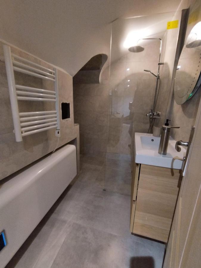 Beautiful Triplex In The Center Of Paris Appartamento Esterno foto
