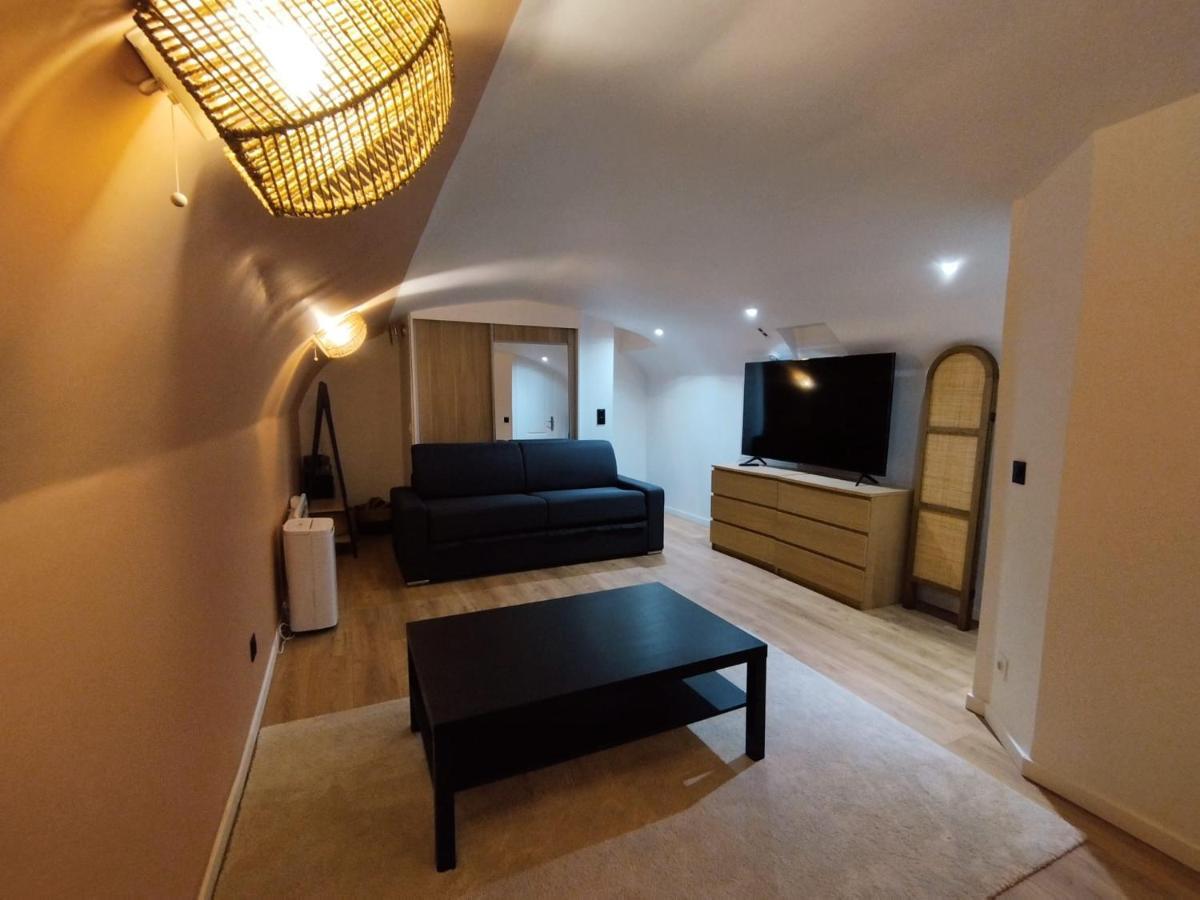 Beautiful Triplex In The Center Of Paris Appartamento Esterno foto