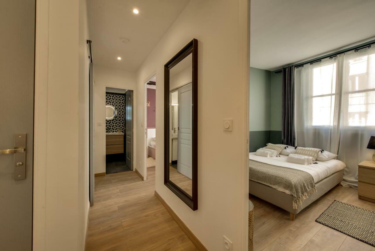 Beautiful Triplex In The Center Of Paris Appartamento Esterno foto