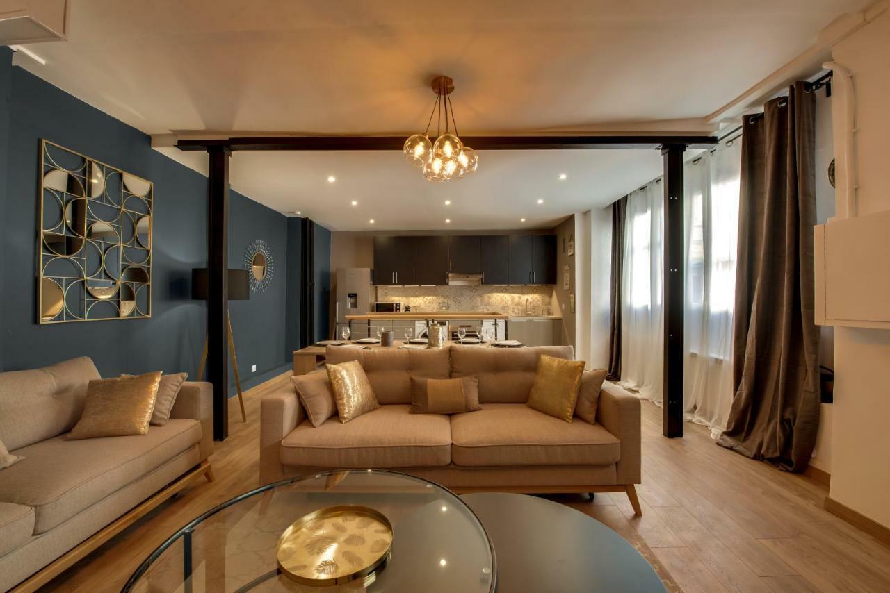 Beautiful Triplex In The Center Of Paris Appartamento Esterno foto