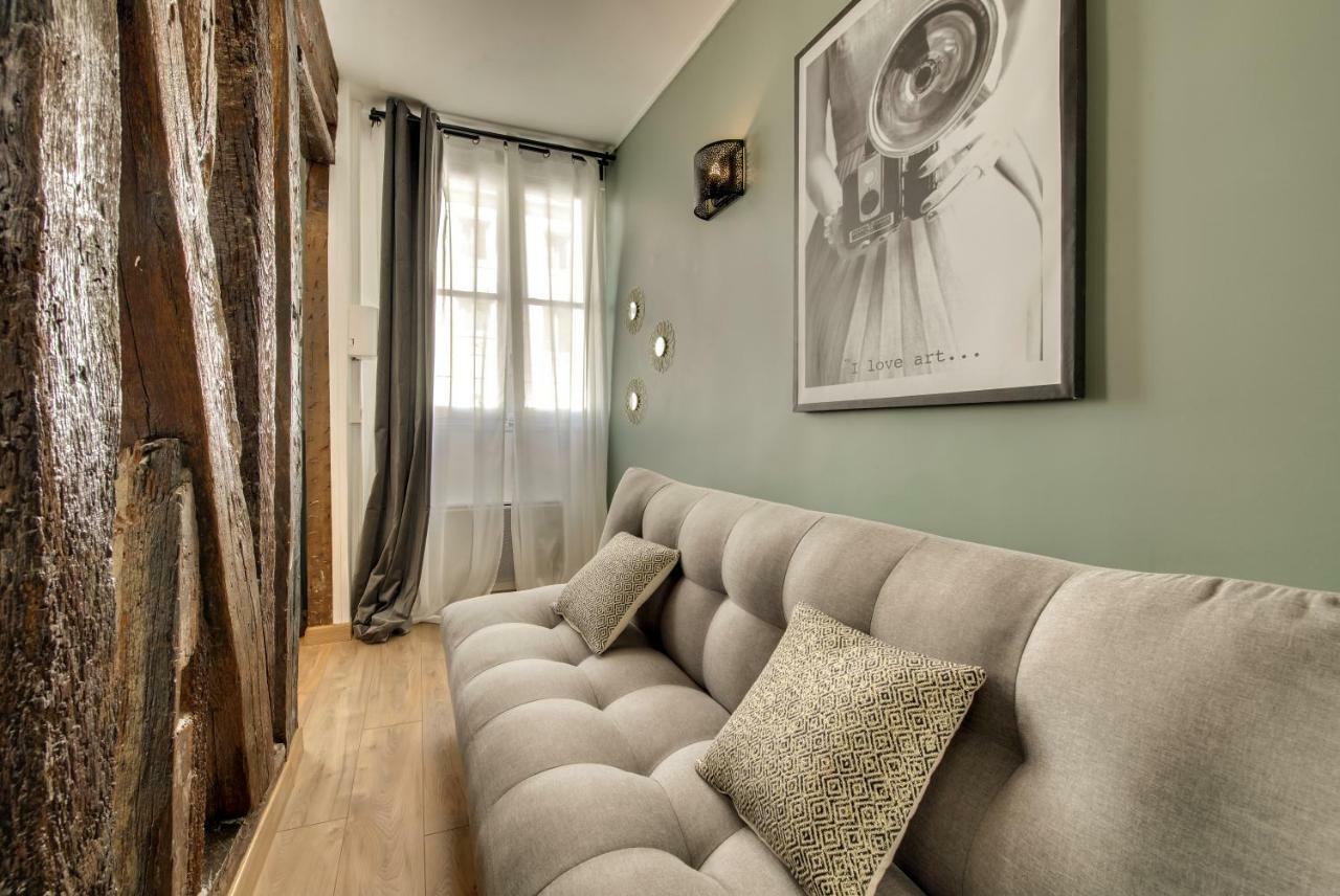 Beautiful Triplex In The Center Of Paris Appartamento Esterno foto